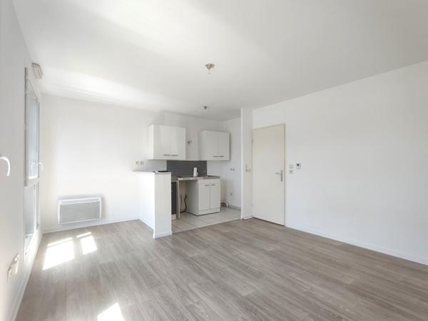 Appartement à vendre 109 017 € Mantes-la-Jolie 1 pièce 30 m² DPE C