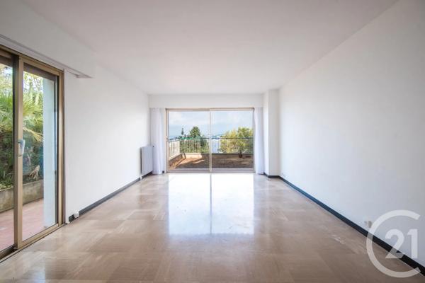 Appartement F3 à vendre  3 pièces - 81,23 m 2   NICE  - 06