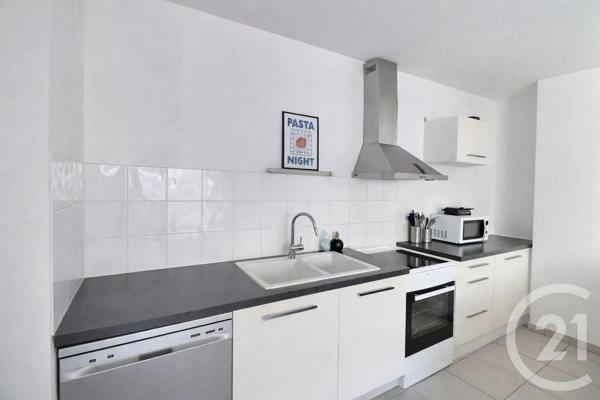 Appartement T3 à vendre  3 pièces - 63,10 m 2   BORDEAUX  - 33