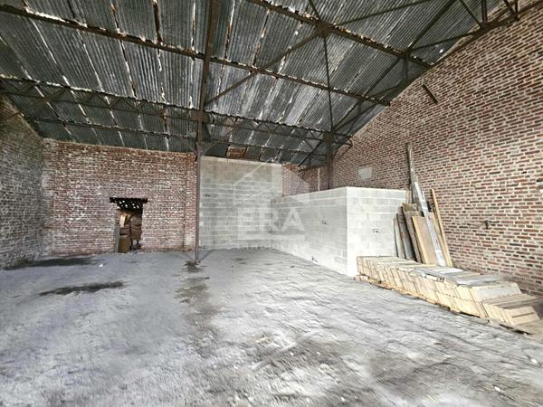 Entrepots non viabilisé, Patûres, Stockage