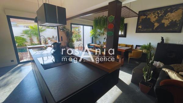 Maison à Les Sables-d'Olonne, 85100 - 6 pièces 197m²
