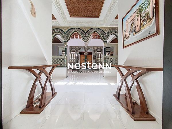 Villa contemporaine de 600m2 à Marrakech route de l'ourika