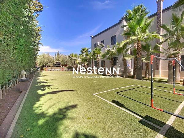 Villa contemporaine de 600m2 à Marrakech route de l'ourika