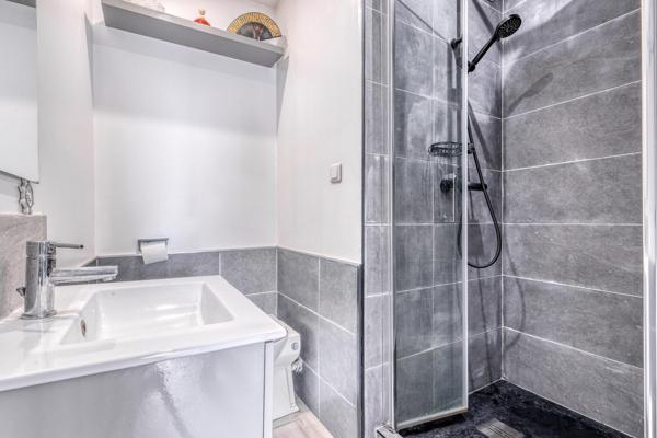 Maison familiale individuelle avec grand jardin – Rouvres