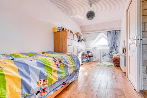 Maison familiale individuelle avec grand jardin – Rouvres