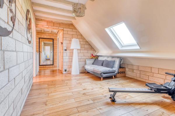 Maison familiale individuelle avec grand jardin – Rouvres