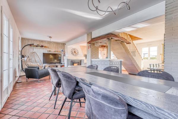 Maison familiale individuelle avec grand jardin – Rouvres