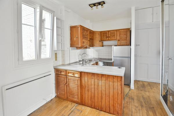 Appartement Boulogne Billancourt 23 m2, LUMINEUX, METRO MARCEL SEMBAT