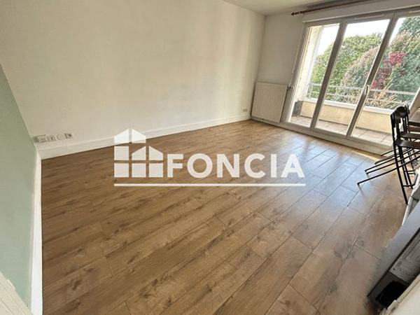 Location Appartement 2 pièces 42.9 m² - Fresnes 94260
