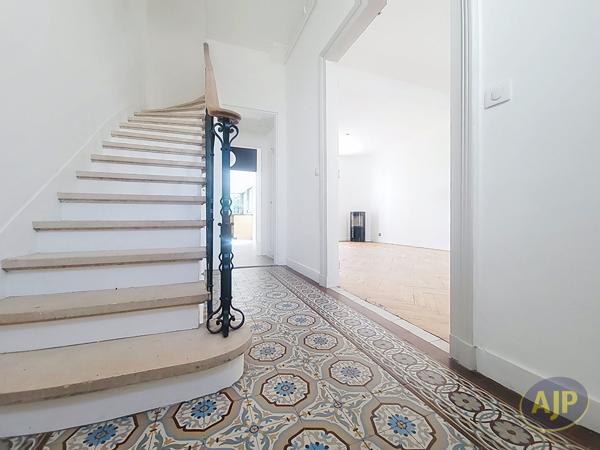 Maison à vendre Bordeaux - 4 pièces, 103m² avec 3 chambre(s) à 599 000€ - AJP Immobilier Bordeaux Saint-Augustin