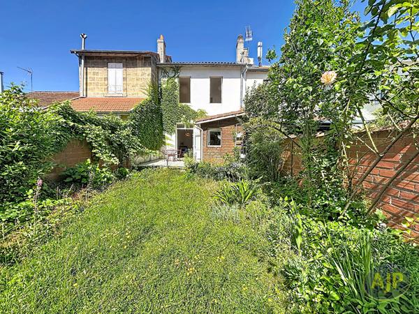 Maison à vendre Bordeaux - 4 pièces, 103m² avec 3 chambre(s) à 599 000€ - AJP Immobilier Bordeaux Saint-Augustin