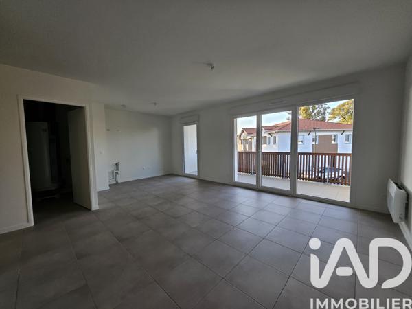 Location appartement 4 pièces 83 m² Dax