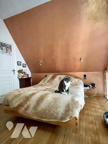 Appartement duplex rénové dans résidence ancienne 