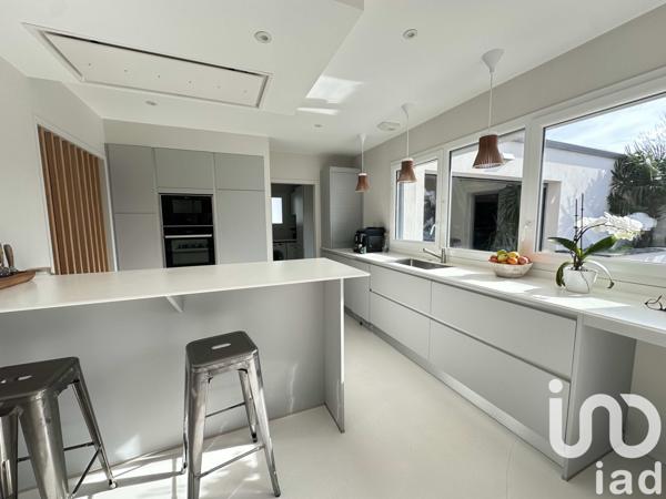 Maison à vendre 7 pièces 193 m² Saint-Jean-de-Monts