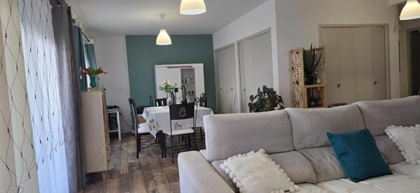 A VENDRE DAX CENTRE Grand T2 BIS + BALCON