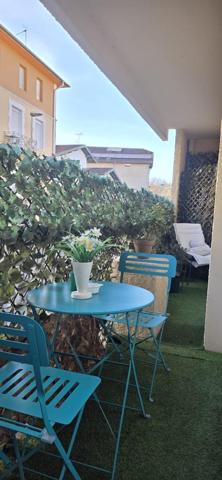 A VENDRE DAX CENTRE Grand T2 BIS + BALCON