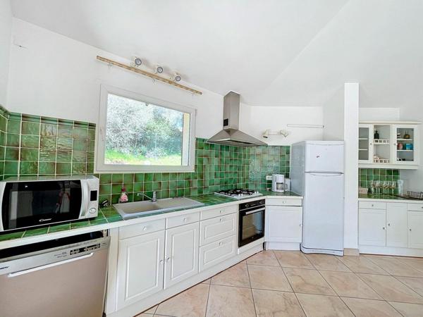 Maison à vendre    15 pièces •  Sotta