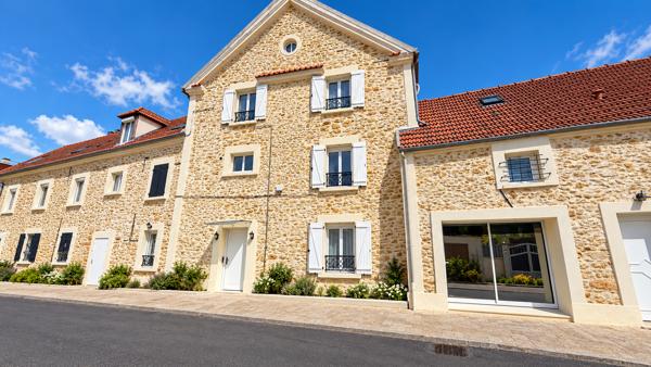 Appartement Corbeil Essonnes 4 pièce(s) 65 m2