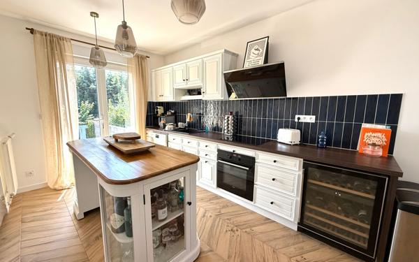 Maison à vendre    6 pièces • 94 m2 Caen