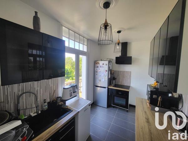 Maison 4 pièces de 108 m² à Cosne-Cours-sur-Loire (58200)