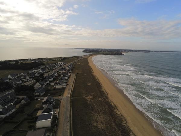 Saint-Pierre Quiberon - Vente appartement rénové à 30 mètres de la mer avec extérieur et 2 chambres