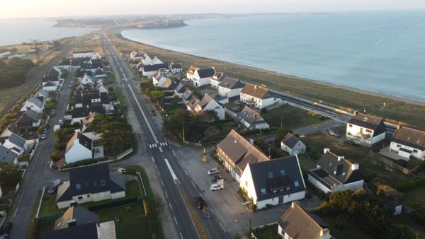 Saint-Pierre Quiberon - Vente appartement rénové à 30 mètres de la mer avec extérieur et 2 chambres