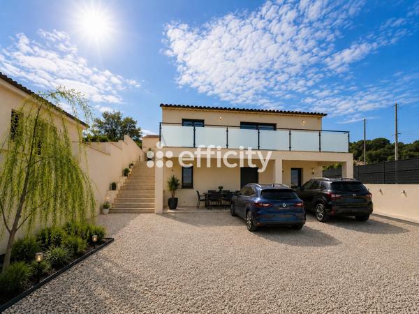 Maison
         4 pièces
        - 163 m² Bien prestige 450 000 € *