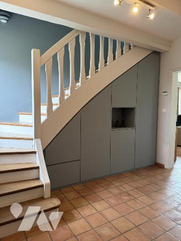 À VENDRE MAISON DE CARACTÈRE SÉNÉ BOURG-1623 m2 de terrain