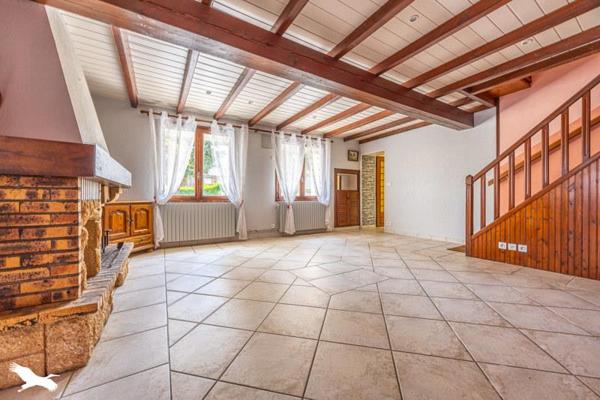 Maison à vendre |  Celles-sur-Belle |  7 pièces | 283 m²