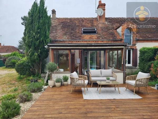 Location                                                      Maison
                        
                     3 pièces                      68 m2                     à La Ferté-Saint-Cyr