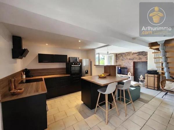 Location                                                      Maison
                        
                     3 pièces                      68 m2                     à La Ferté-Saint-Cyr