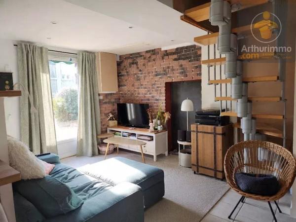 Location                                                      Maison
                        
                     3 pièces                      68 m2                     à La Ferté-Saint-Cyr