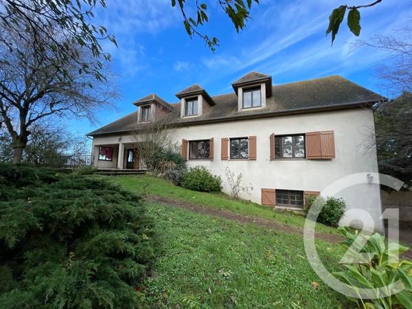 Maison à vendre  5 pièces - 166,75 m 2   CHATELLERAULT  - 86