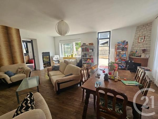 Maison à vendre  5 pièces - 166,75 m 2   CHATELLERAULT  - 86