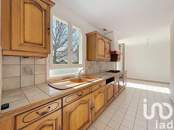 House for sale 6 rooms 125 m² Saint-Rémy-lès-Chevreuse