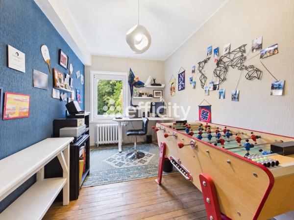 Maison
         8 pièces
        - 256 m² Exclusivité 439 000 €*