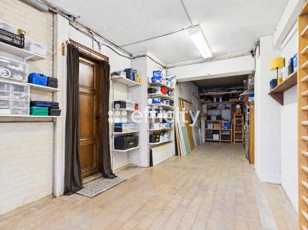 Maison
         8 pièces
        - 256 m² Exclusivité 439 000 €*