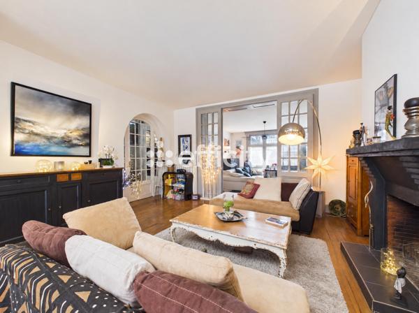 Maison
         8 pièces
        - 256 m² Exclusivité 439 000 €*