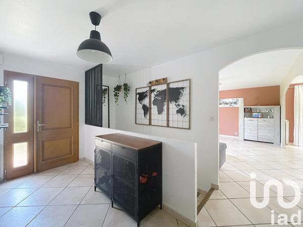 Maison à vendre 5 pièces 135 m² Ayguesvives