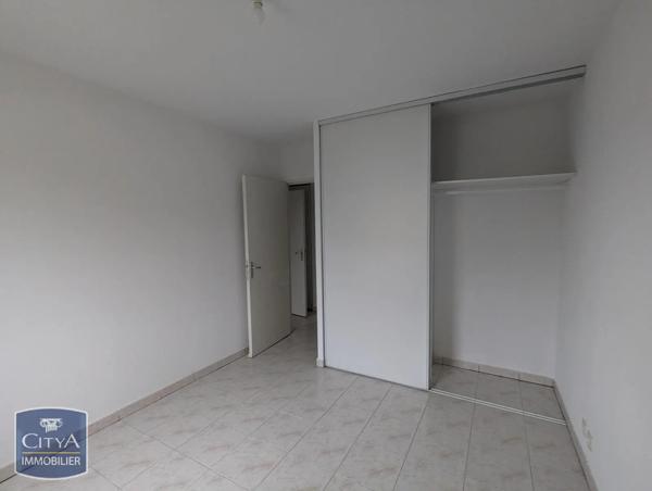 Appartement à louer 3 pièces 65.93m² Carcassonne (11000)