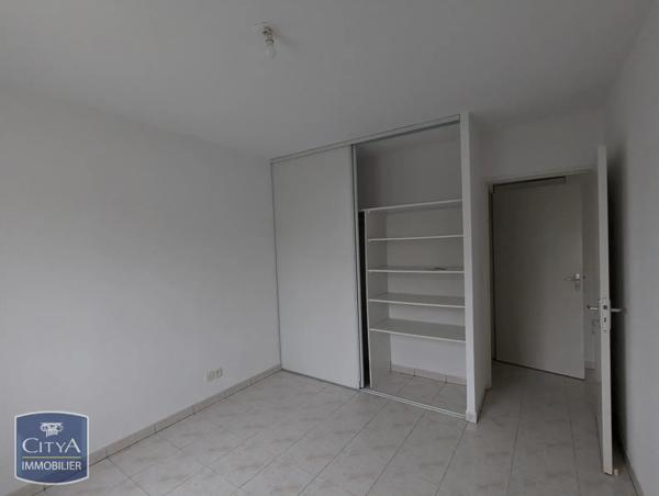 Appartement à louer 3 pièces 65.93m² Carcassonne (11000)