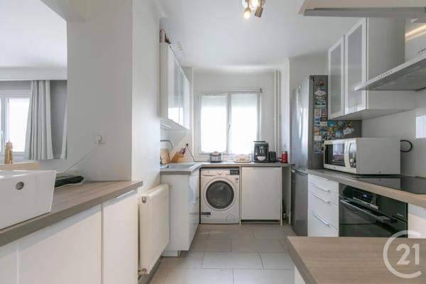 Appartement F3 à vendre  3 pièces - 61,53 m 2   ST MAUR DES FOSSES  - 94