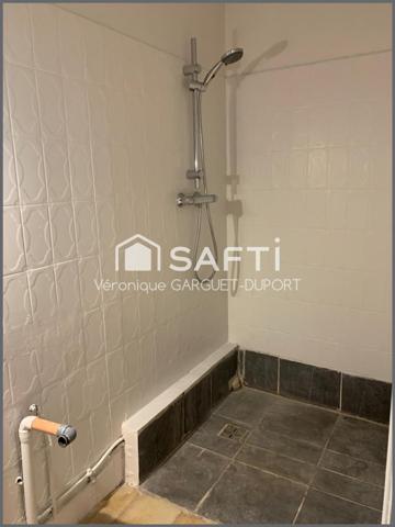 Appartement en RdC, 3 pièces, 54 m2, cour