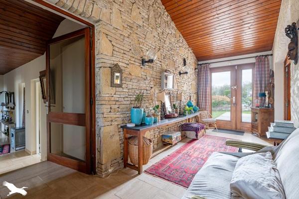 Maison à vendre |  Saintes |  7 pièces | 242 m²