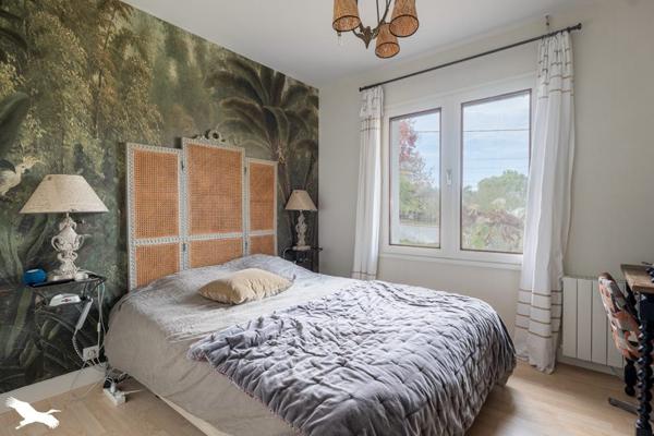 Maison à vendre |  Saintes |  7 pièces | 242 m²