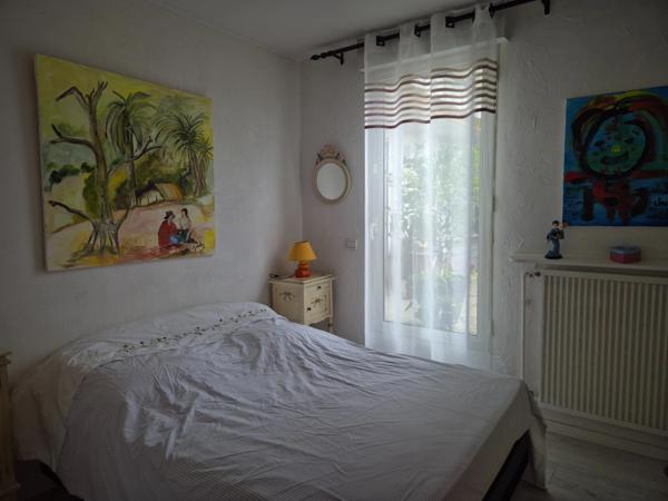 Appartement T5 de 102 m2 avec grande terrasse Sud, 1er étage, belle prestation