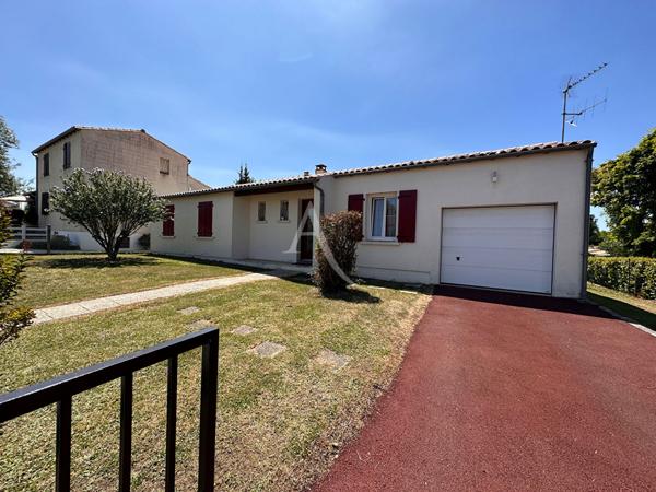 À vendre ? Belle maison de plain-pied à Saintes (rive gauche)