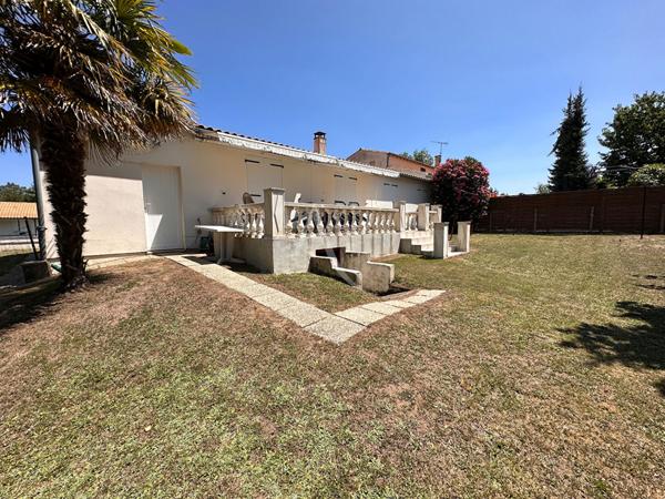 À vendre ? Belle maison de plain-pied à Saintes (rive gauche)