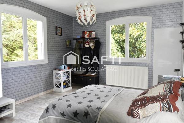 Grande Maison familiale avec possibilité de 2 logements à 15 mn de Castres