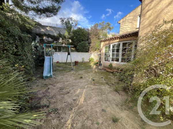 Maison à vendre  5 pièces - 156 m2 ST MITRE LES REMPARTS - 13